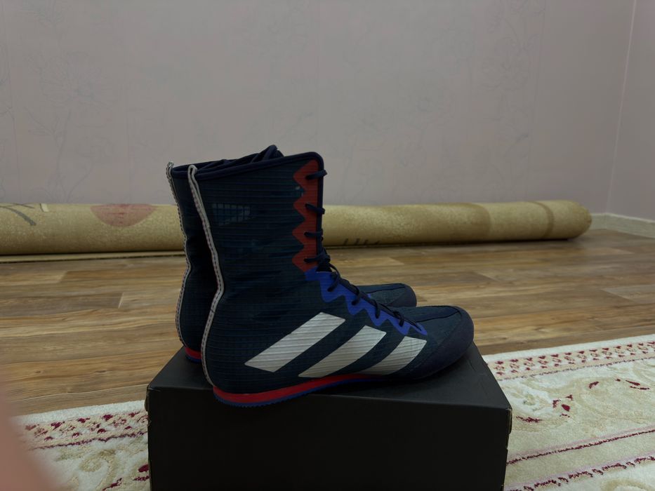 Продам боксерки Adidas Оригнал