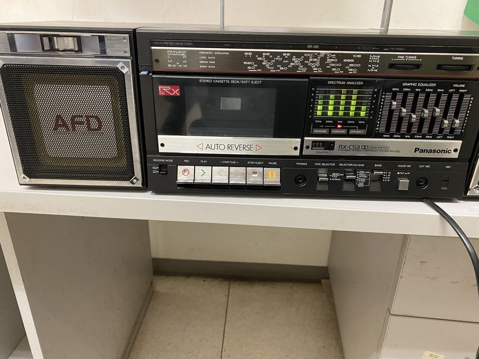 Radio casetofon Panasonic RX-C53L defect