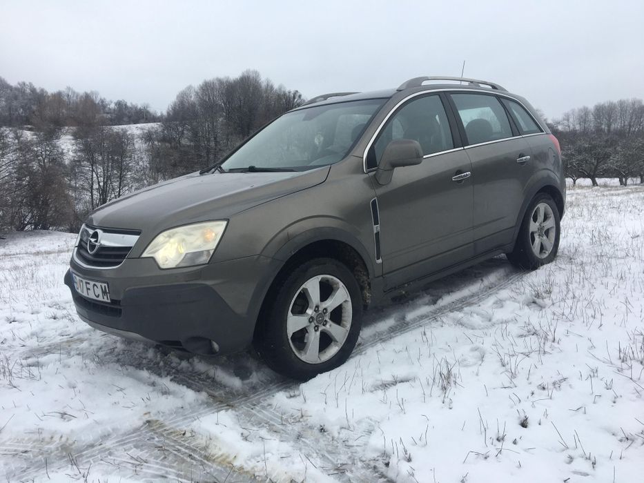 Vând 4X4 Opel Antara 130000 km.