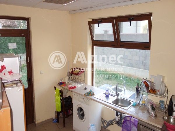 Продава се  в Разград, Център -  кв.м за 0 €/ - Снимка #4