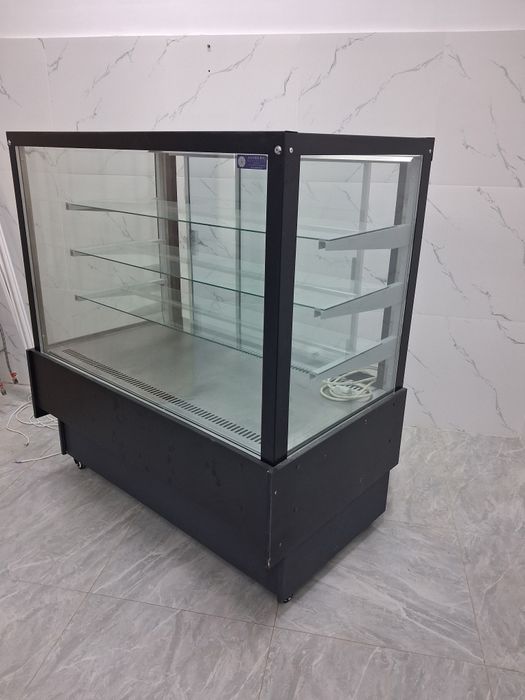Холодильник-витрина