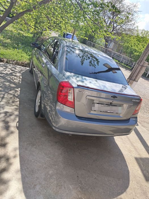 Лачетти 1.6 год 2013