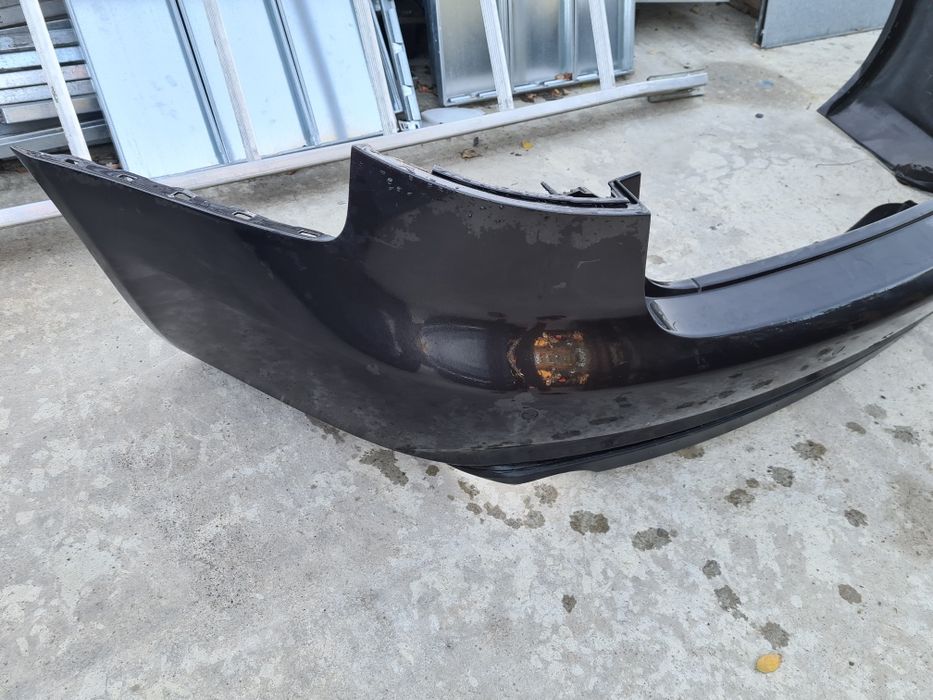 Bara spate Audi A4 B8 combi cu senzori parcare originală
