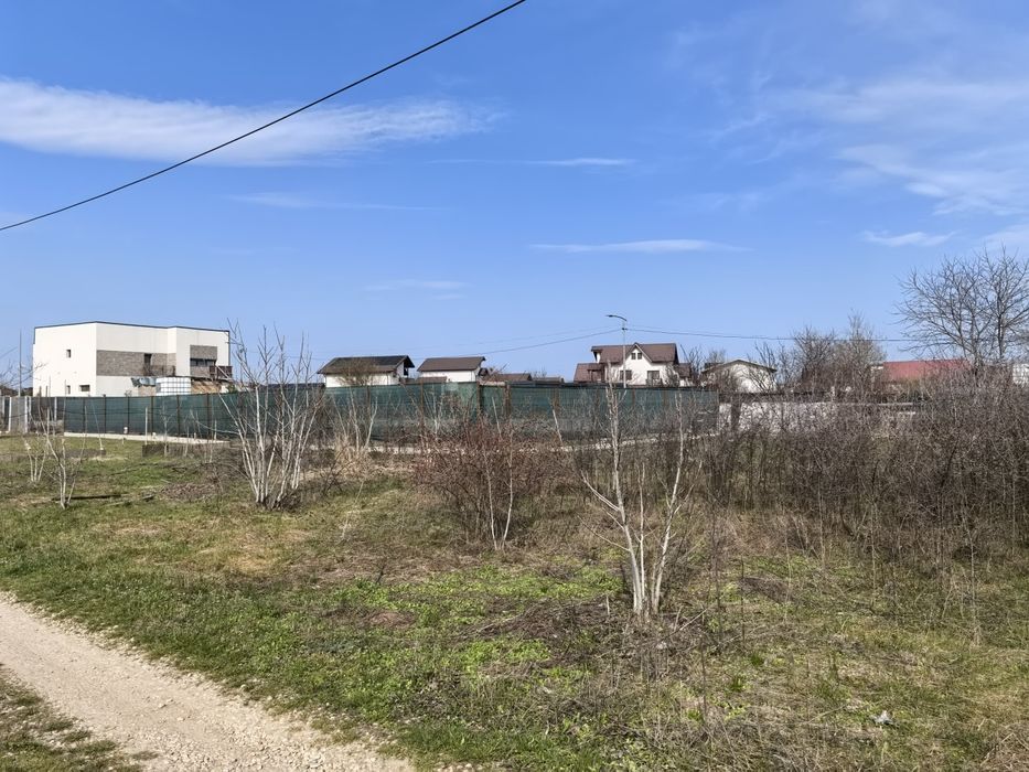 Vând teren intravilan 450mp Sabareni