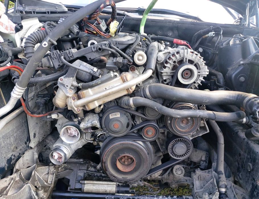 На Части БМВ BMW F11 F10 530d N57