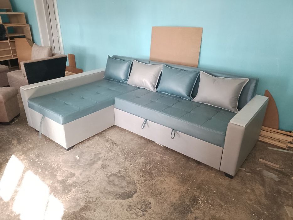 Гостинний уголок сотилади. Доставка бор