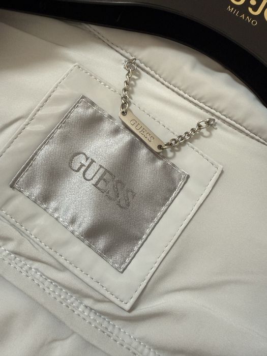 Дамско яке Guess