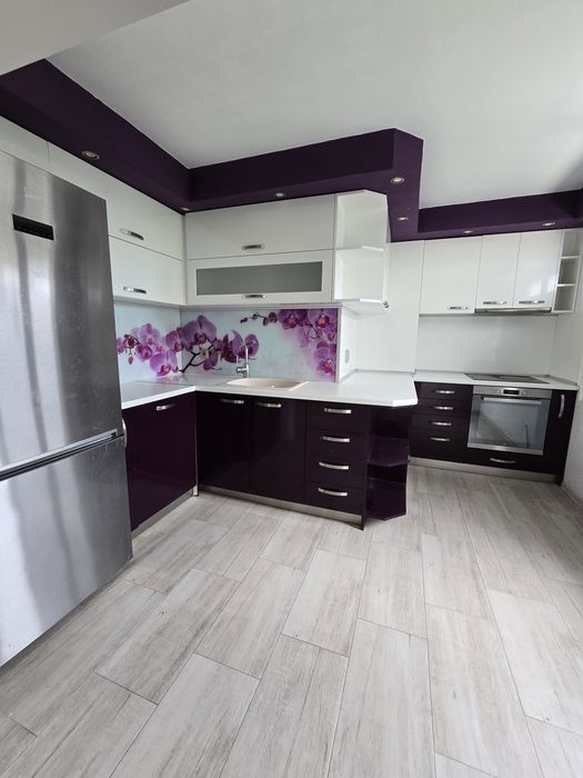 Продава се Четиристаен апартамент в Хасково, Любен Каравелов - 96 кв.м за 1094 €/кв.м - Снимка #9