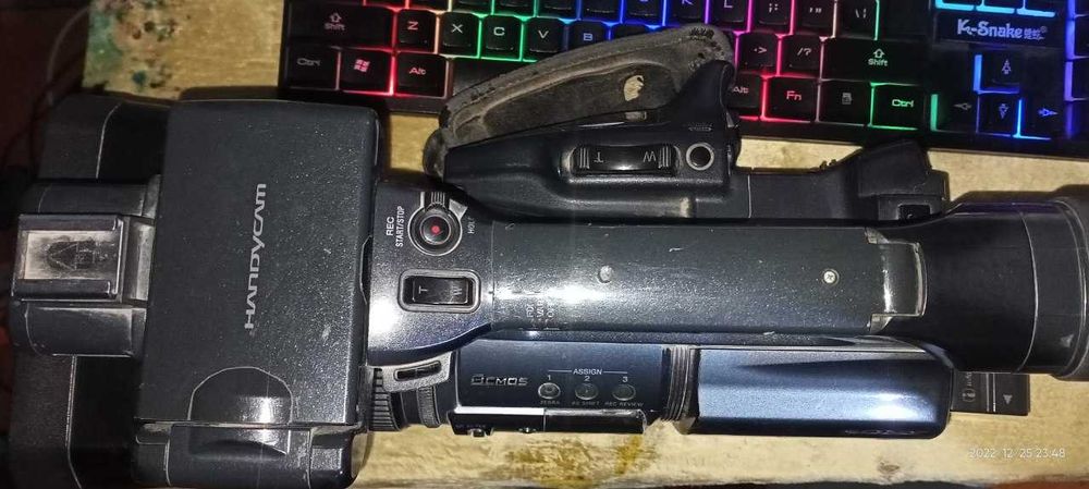 Sony 2200 Kamera sotiladi