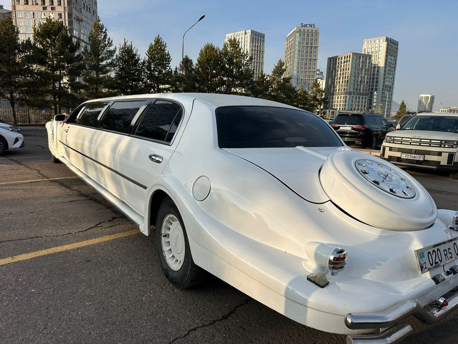 Прокат лимузина  .