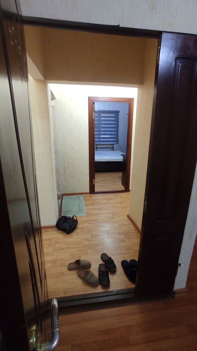 Uy yaxshi xolatda. Narxi yana kelishiladi