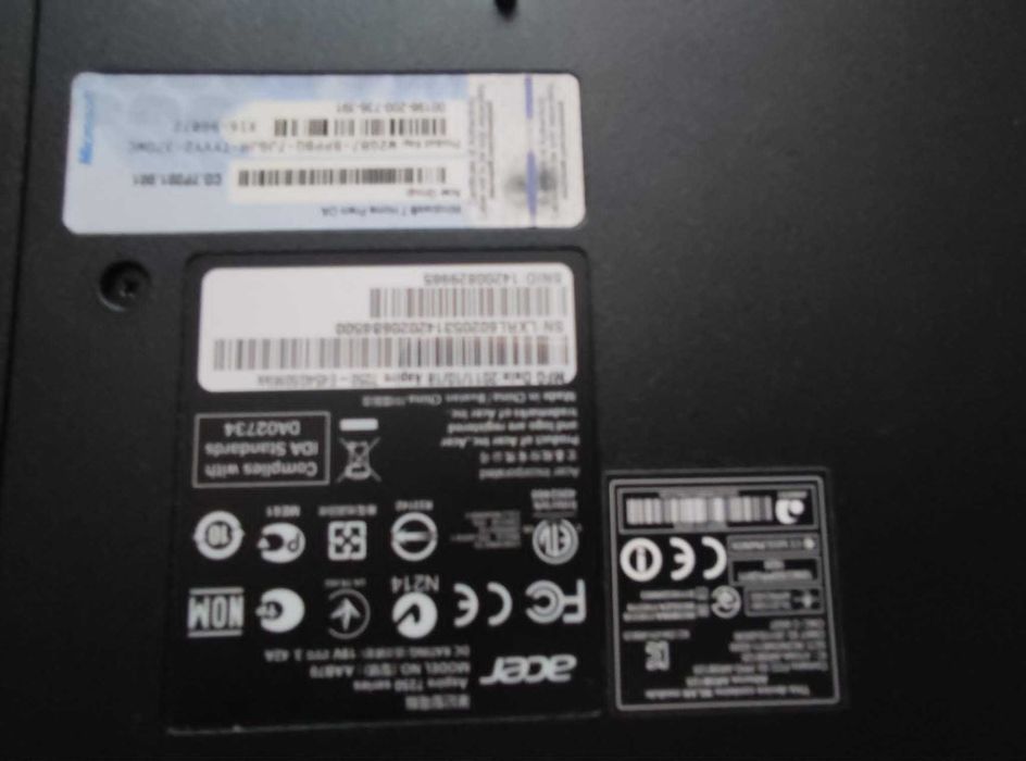 laptop Acer nu afiseaza