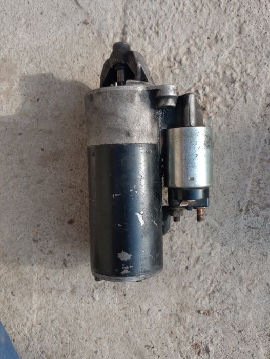 Vând alternator+ electromotor