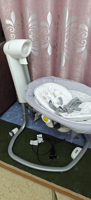 Электрический детский шезлонг