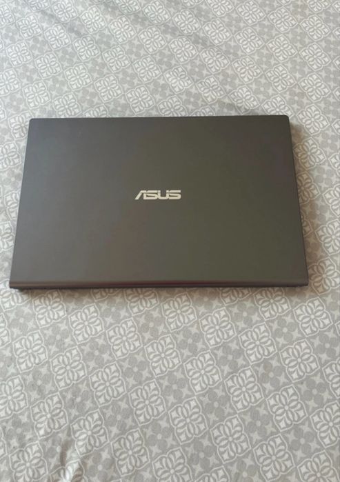 Laptop Asus ( negociabil)