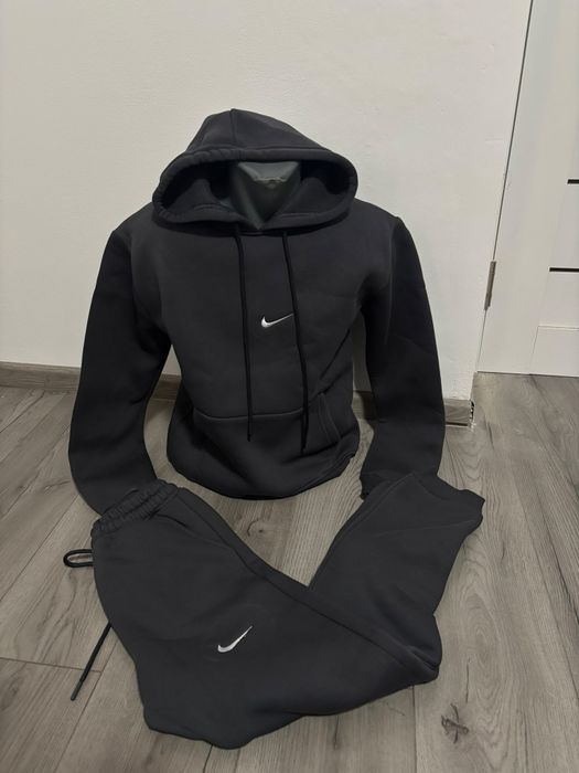Trening Nike bărbați vatuit!