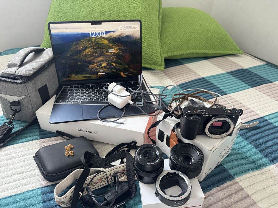 Продам Macbook,Sony