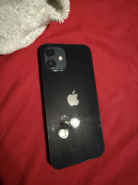 IPhone 12 с коробкой срочно