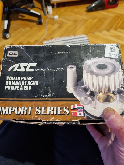 Водна помпа за wv golf  vento jeta transporter passat  caddy