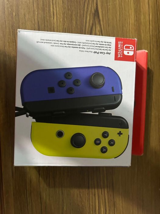 Nintendo Switch + Accesorii (Vând Doar în Constanța)