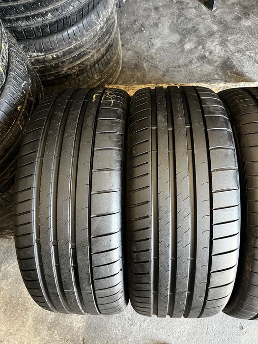 4 anvelope vara ca NOI 255/40/21 , Bridgestone , 7.4 mm