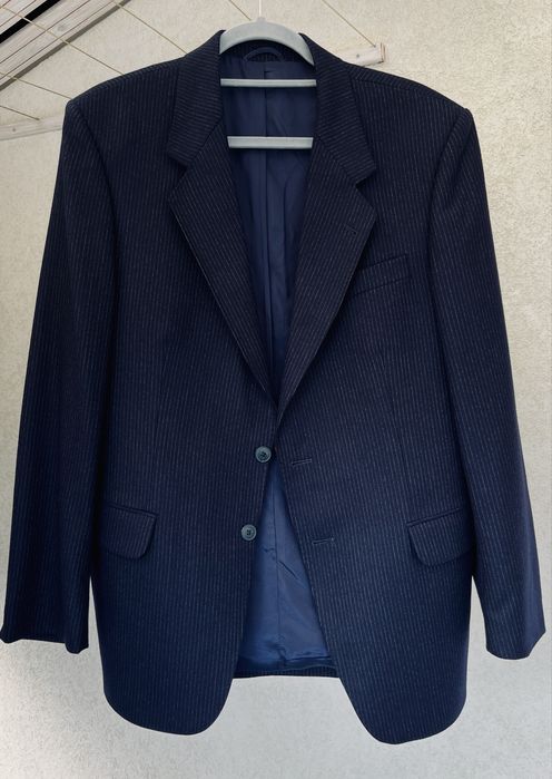 Елегантен класически костюм Hiller за официални поводи