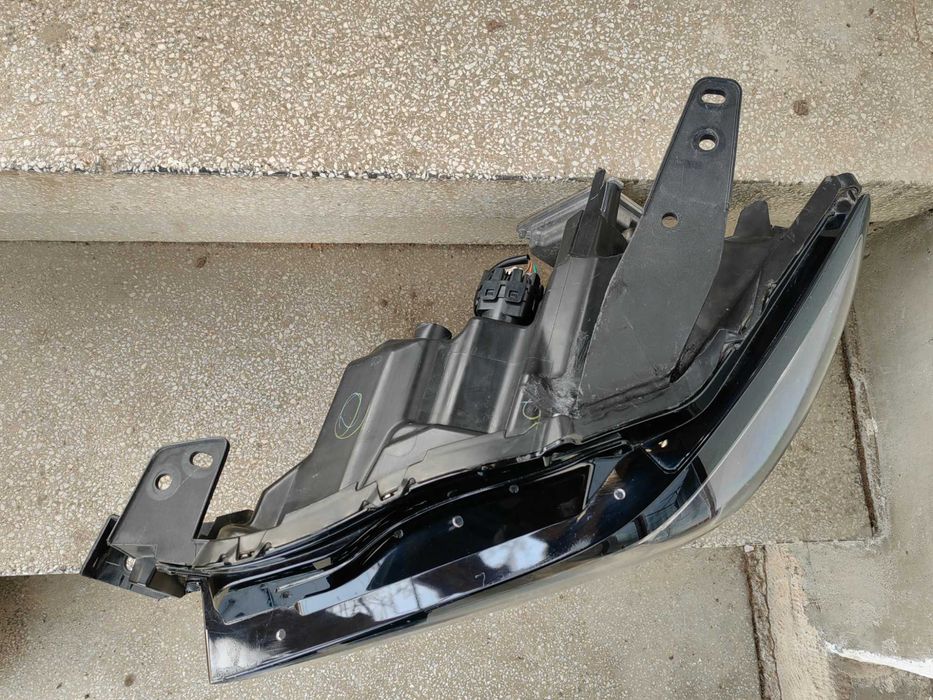 Фар Mazda CX30 LED ляв/Фар Мазда ЦХ30 Оригинален