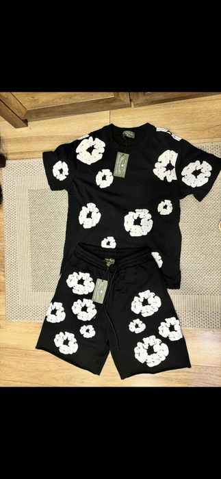 Set Denim Tears M nou cu eticheta