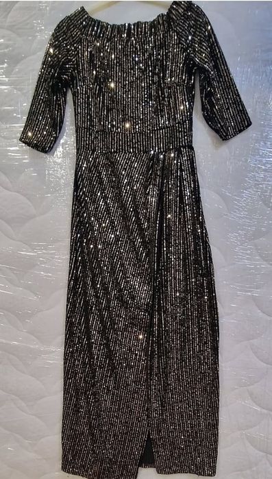 Вечернее платье в отличном состоянии