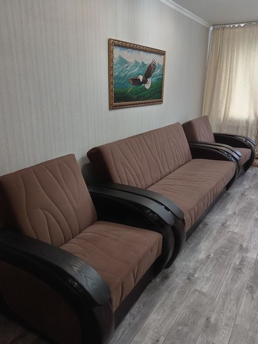 Мягкий уголок диван два кресло