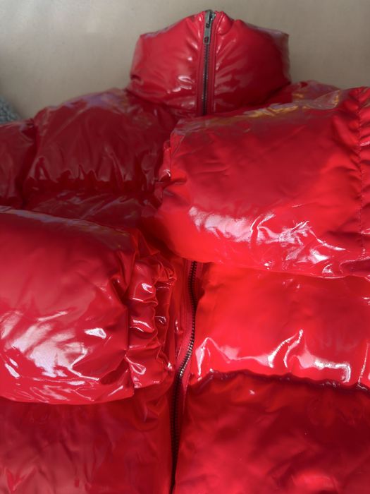 Дамско червено яке