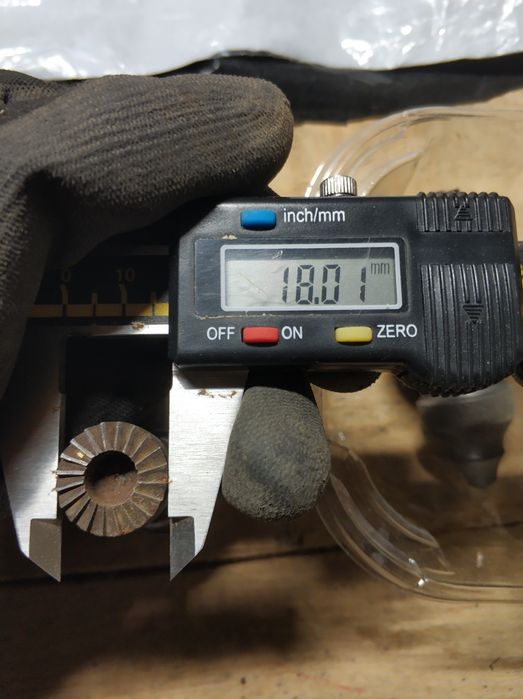 Части за струг от различни видове.