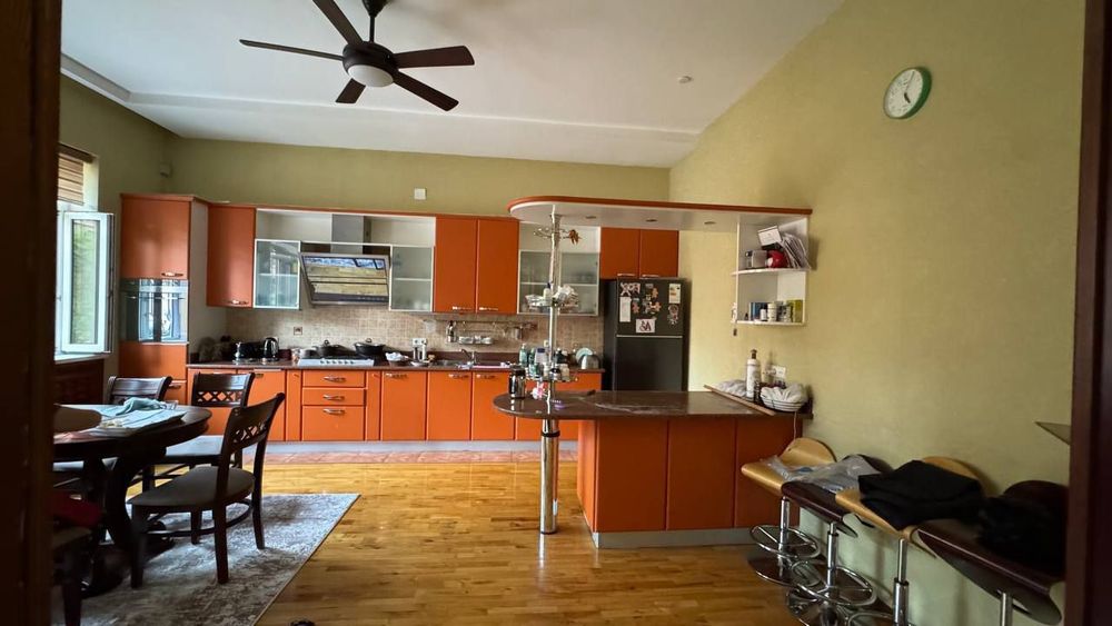 Продаётся участок, ор посольство Эрон, МирзоУлугбекский р-н