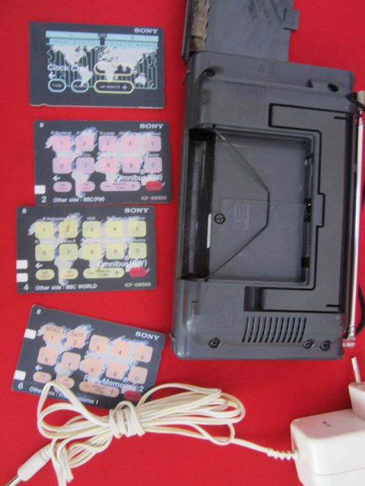 Sony антично Радио ICF-SW800 с 4 карти
