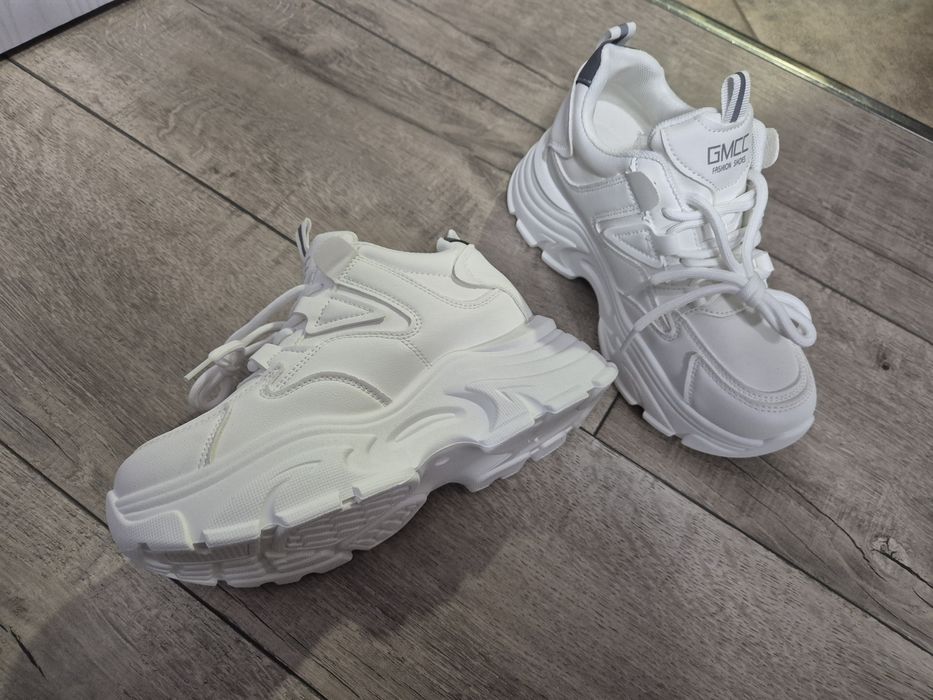 Маратонки на платформа