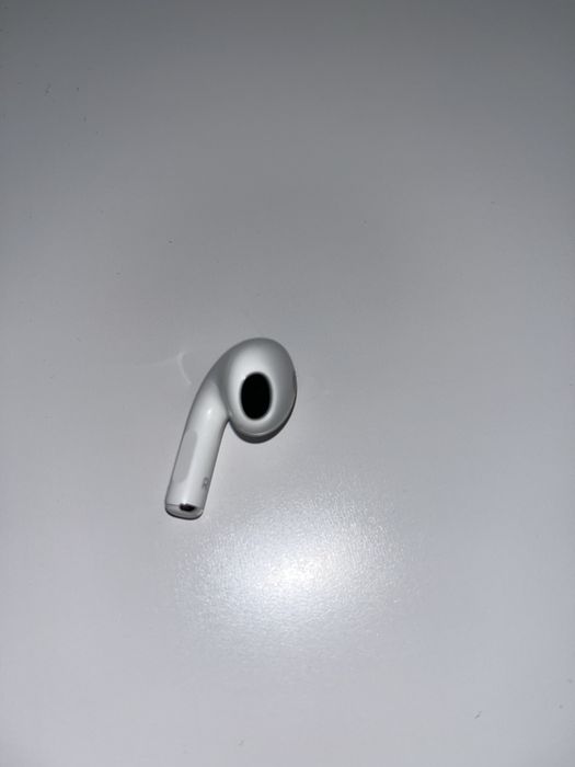 Оригинални AirPods 3 с Фактура от А1 и noise cancelling