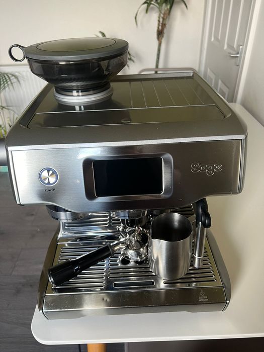 Sage Barista Touch “The Oracle” кафе машина с вградена мелачка