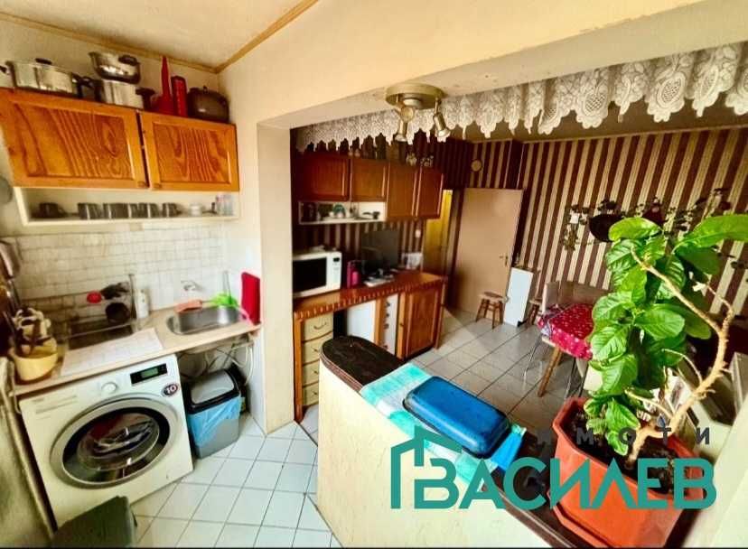 Продава се Двустаен апартамент в София, Център - 65 кв.м за 2300 €/кв.м - Снимка #3