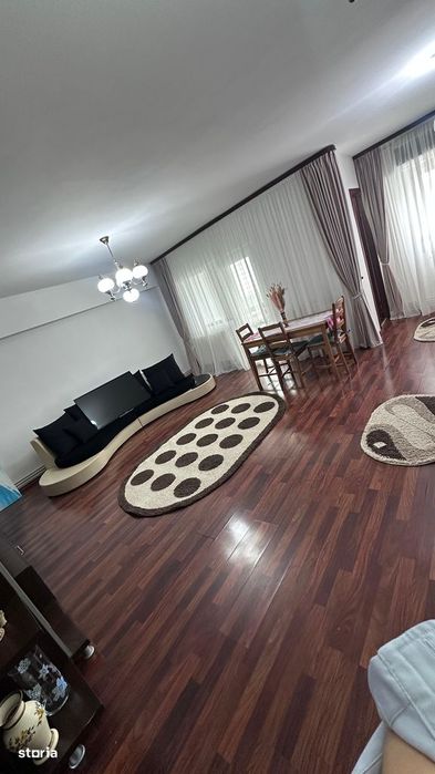 Inchiriere apartament 3 camere, zona Calea Bucuresti - Targoviste