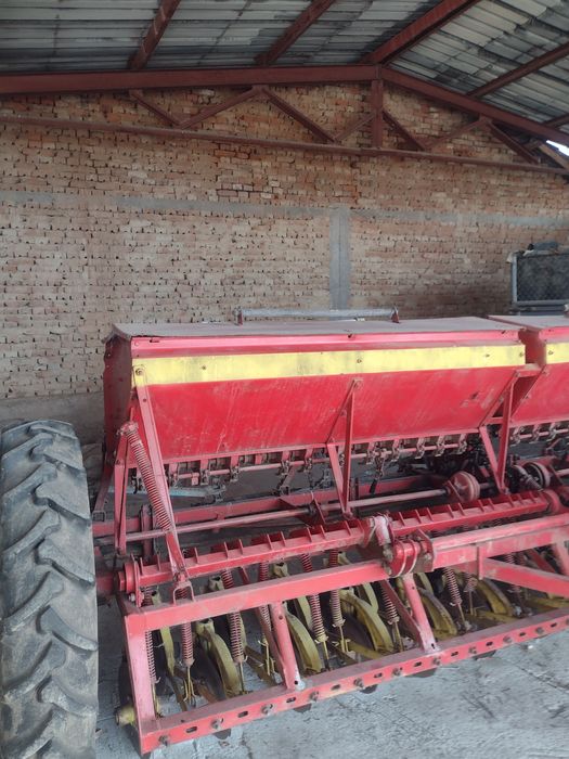 Сеялка за есенници СЗУ