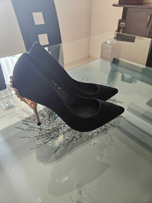 Дамски обувки 38 номер