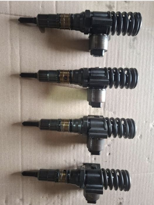 Set injectoare Bosch Audi A4 B7 2.0 diesel