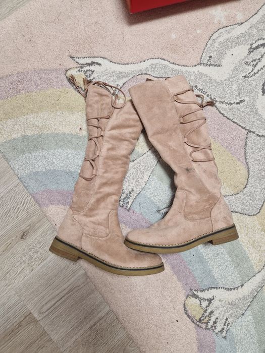 Дамски зимни ботуши