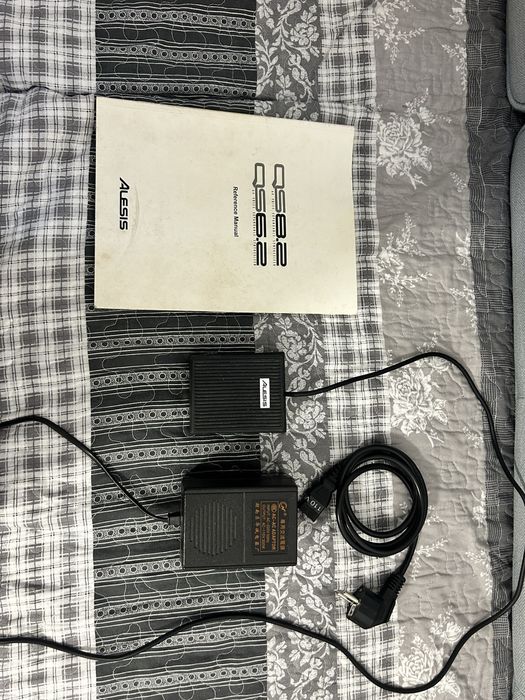 Vand sintetizator Alesis QS6.2
