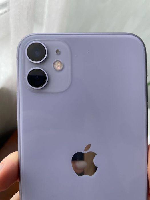 продам iphone 11