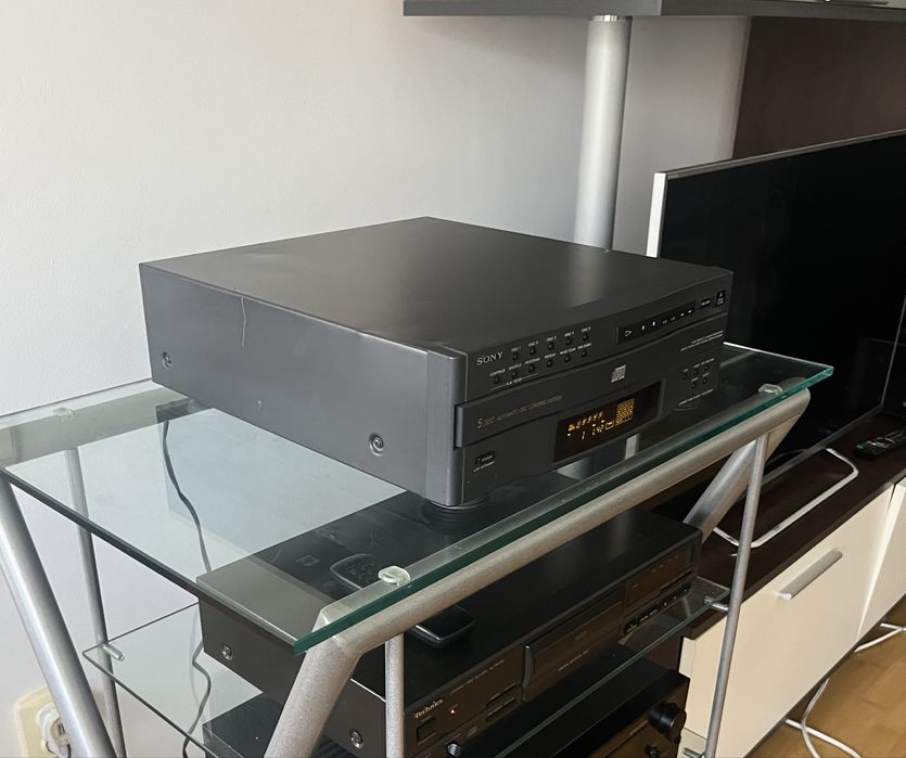 Sony CDP-C322M  CD Player 5 Disc