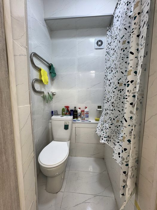 СРООЧНО ПРОДАЕТСЯ СВОЯ 1-комнатная квартира на Юнусабад-2