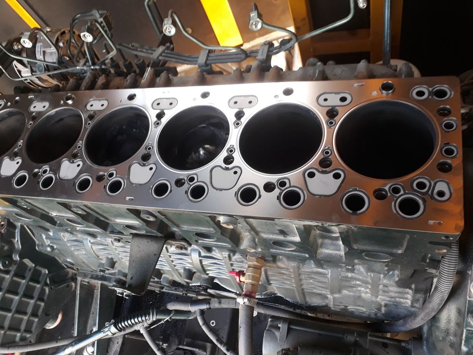 Ремонт и обслужааниеч дизельных генератор