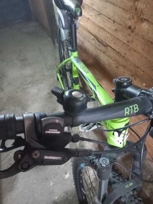 Vand bicicleta cube 29