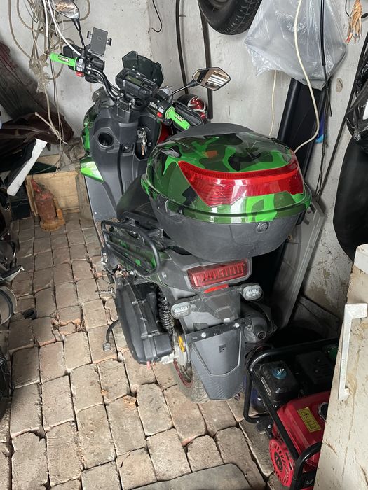 Скутер танк 150 см